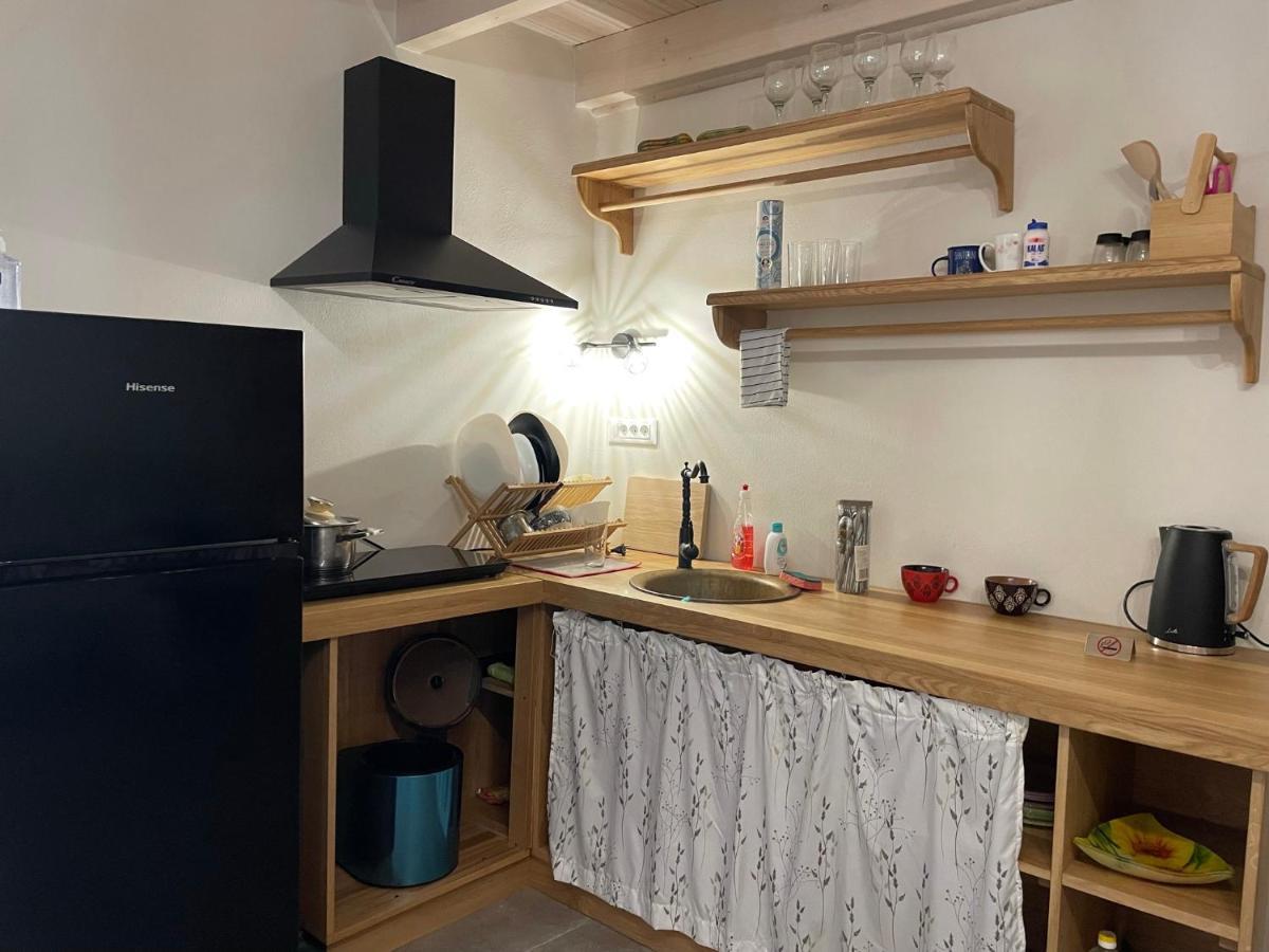 Valeria'S Apartments Sinarades Ngoại thất bức ảnh